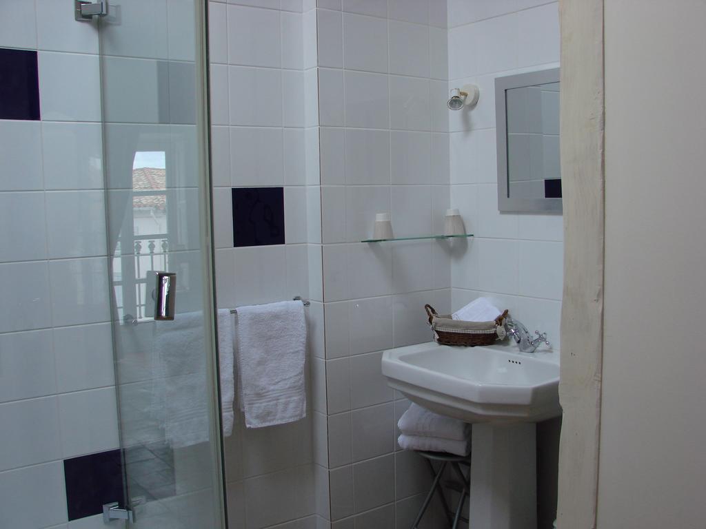 B&B Tour De Saint Anne Azille Δωμάτιο φωτογραφία