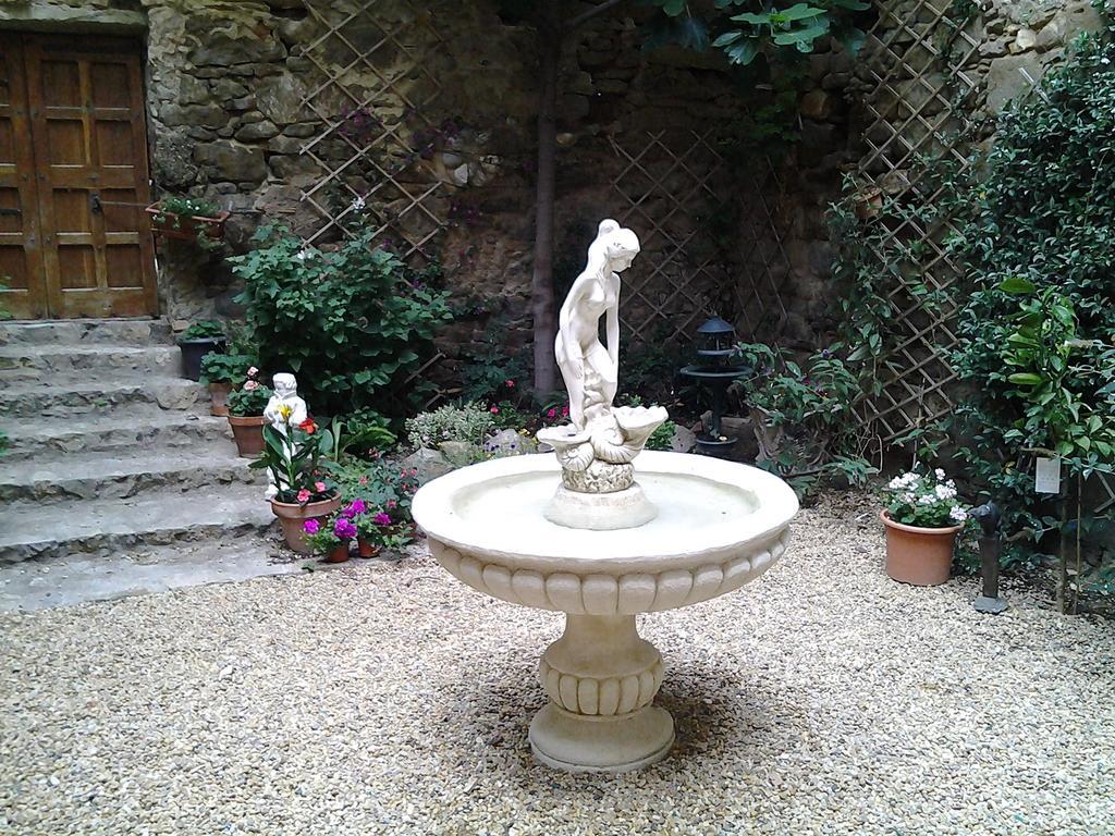 B&B Tour De Saint Anne Azille Εξωτερικό φωτογραφία